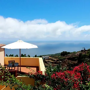 los-nacientes-marcos.in-canary-islands.com/